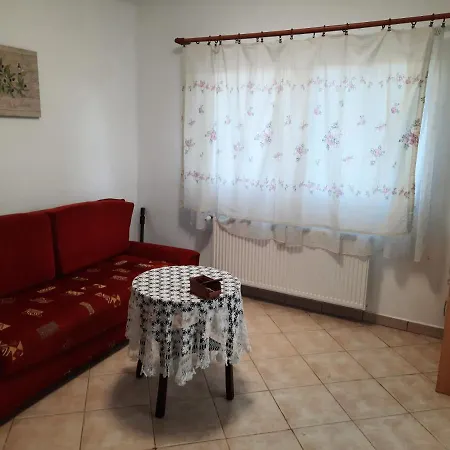 Letti Vendeghaz בית נופש Kovagoors