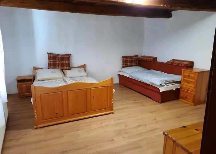 Letti Casa de Férias Kovagoors